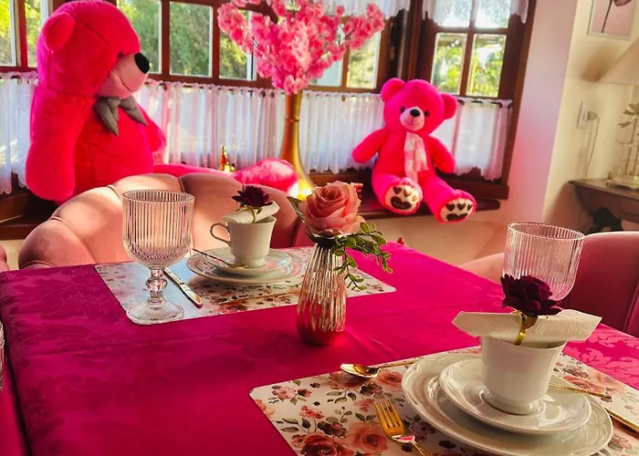 Pousada Pink Village